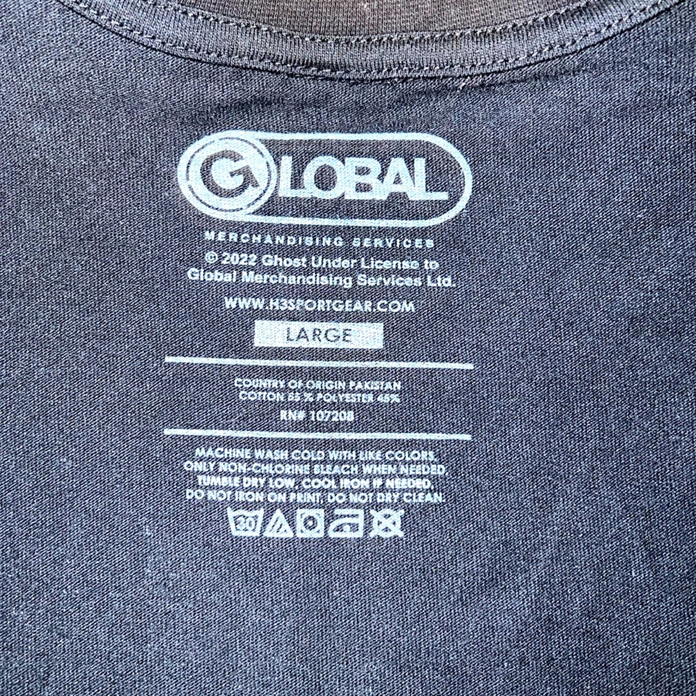 NWOT Authentic  (licensed) Ghost T-shirt - Picture 2 of 2